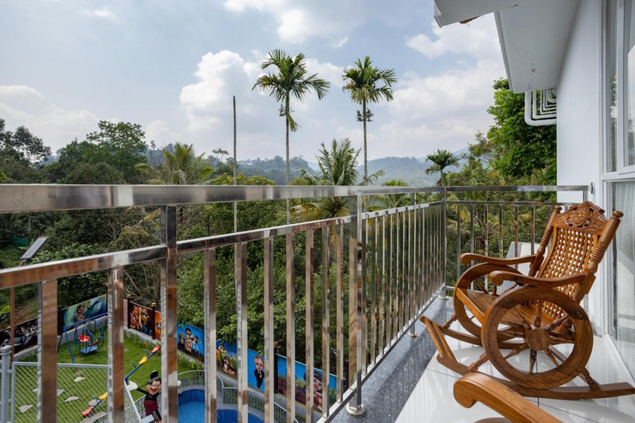 Star Emirates Luxury Resort And Spa, Munnar Anachal Bagian luar foto